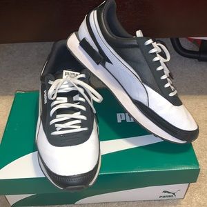 Men’s puma Future Rider Staxx Shoe